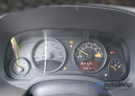 2015 Jeep Patriot Latitude z USA, uszkodzony, nr VIN 1C4NJRFB6FD425885